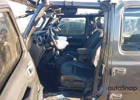 2021 Jeep Wrangler Unlimited Sahara 4X4 z USA, uszkodzony, nr VIN 1C4HJXEN8MW788705